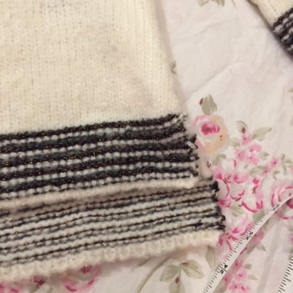 NWT - sweater, multi-colors/cream base, XL 16-18 - Picture 5 of 7